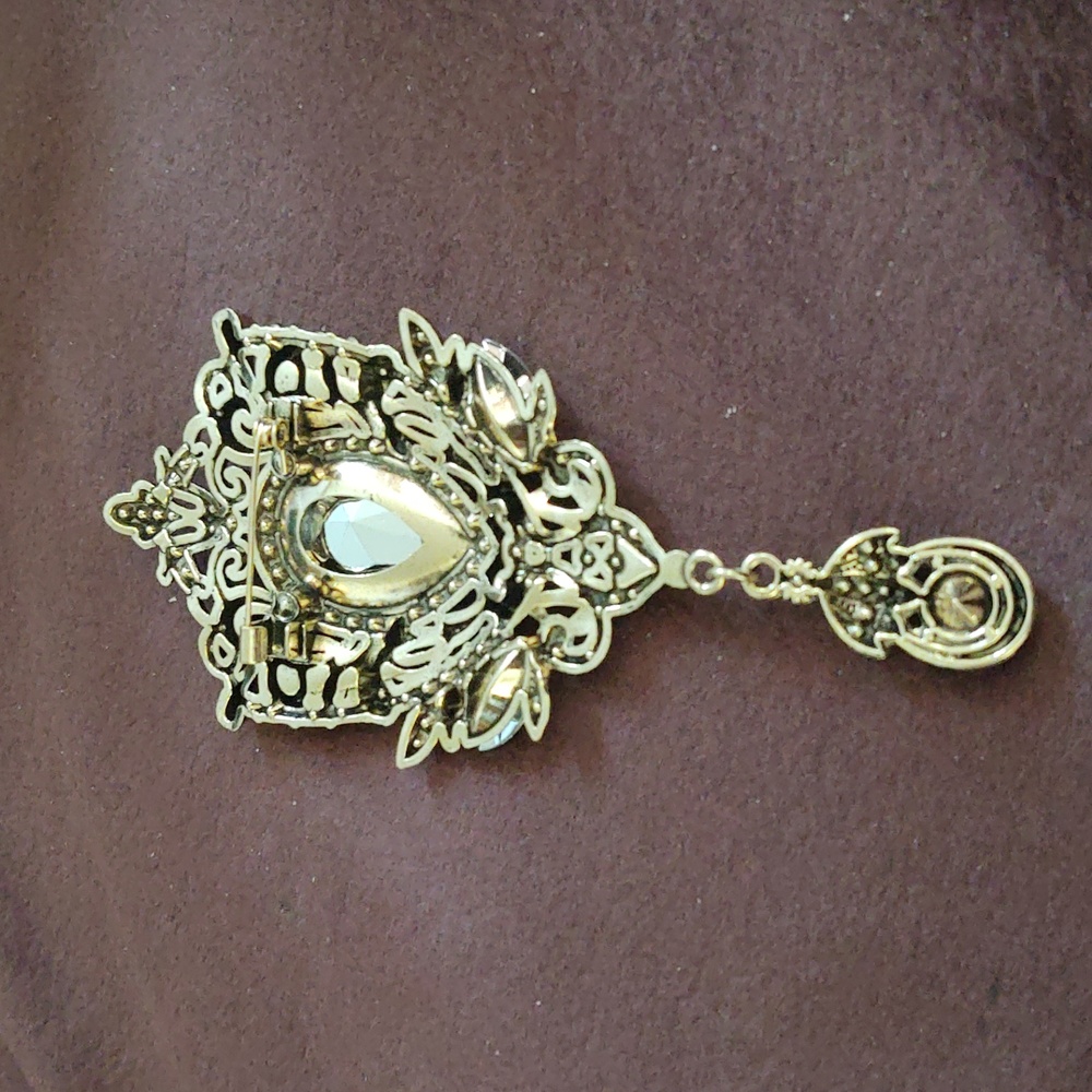 Victorian Style Blue Rhinestone Brooch - Picture 3 of 3